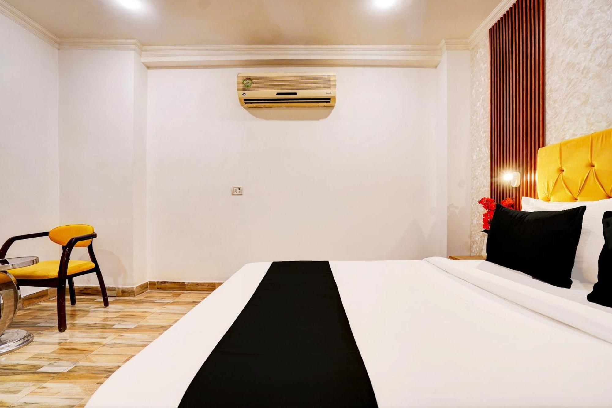 Super Townhouse Jageer Palace Near Mayapuri Chowk Nueva Delhi Exterior foto
