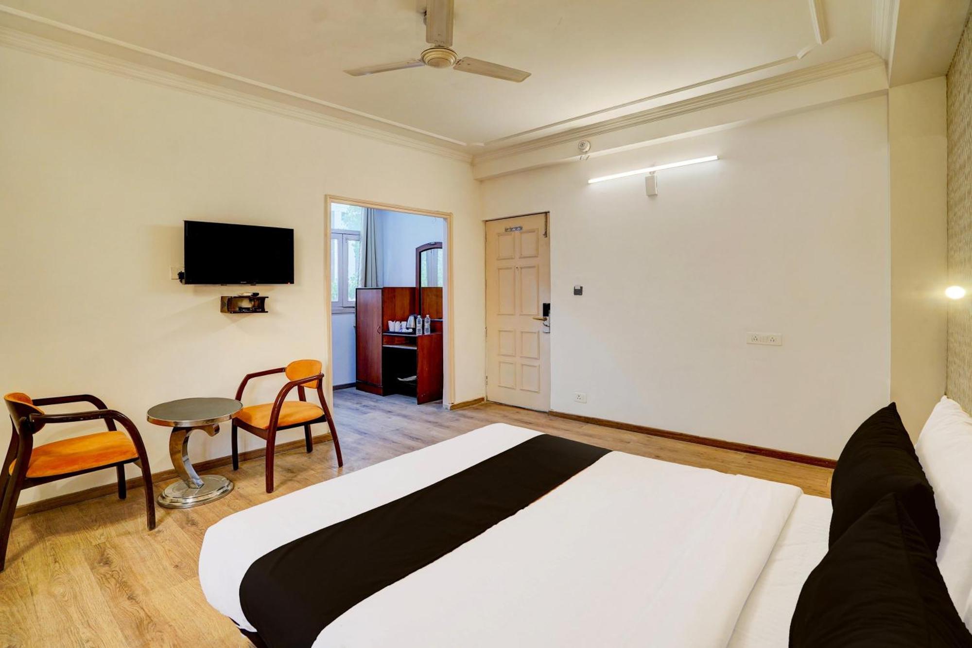 Super Townhouse Jageer Palace Near Mayapuri Chowk Nueva Delhi Exterior foto