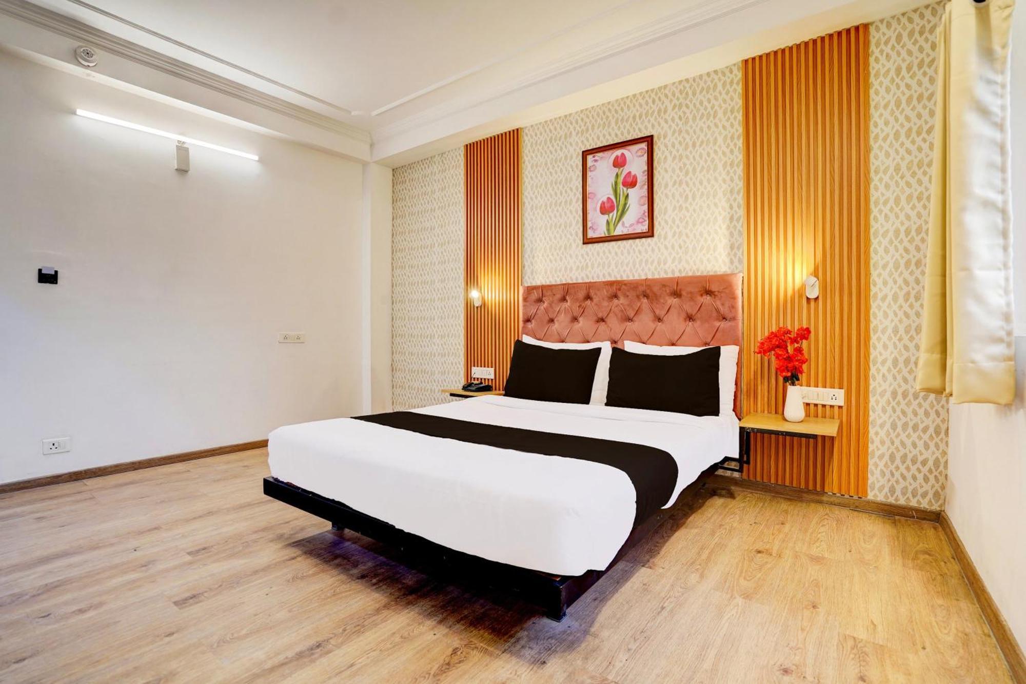 Super Townhouse Jageer Palace Near Mayapuri Chowk Nueva Delhi Exterior foto