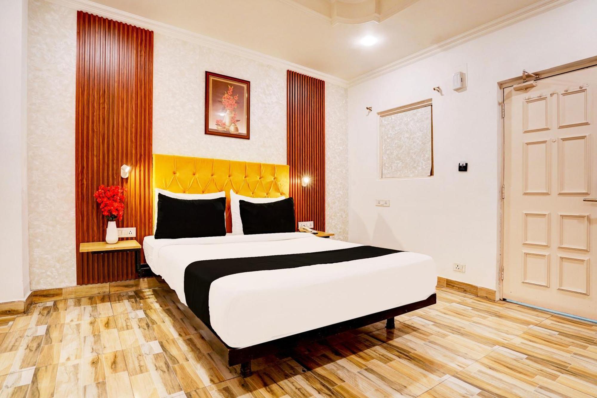 Super Townhouse Jageer Palace Near Mayapuri Chowk Nueva Delhi Exterior foto